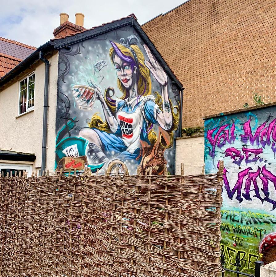 The Rabbit Hole Villa Glastonbury Eksteriør bilde